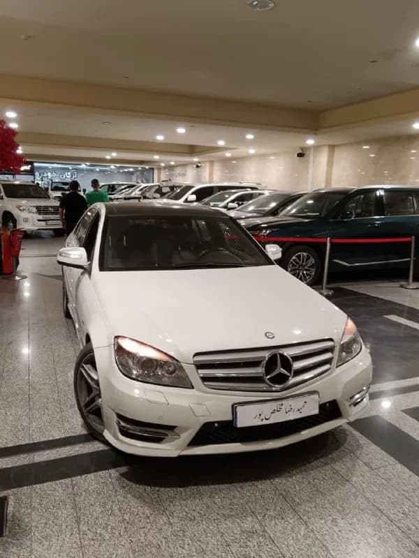 مرسدس بنز کلاس C — عکس ۱ از ۷