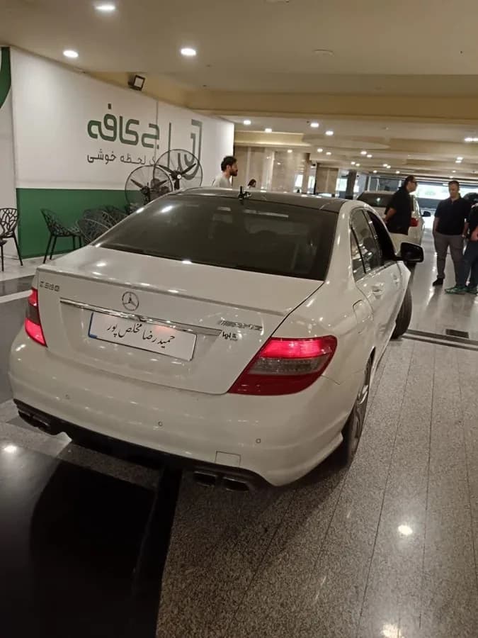 مرسدس بنز کلاس C — عکس ۳ از ۷
