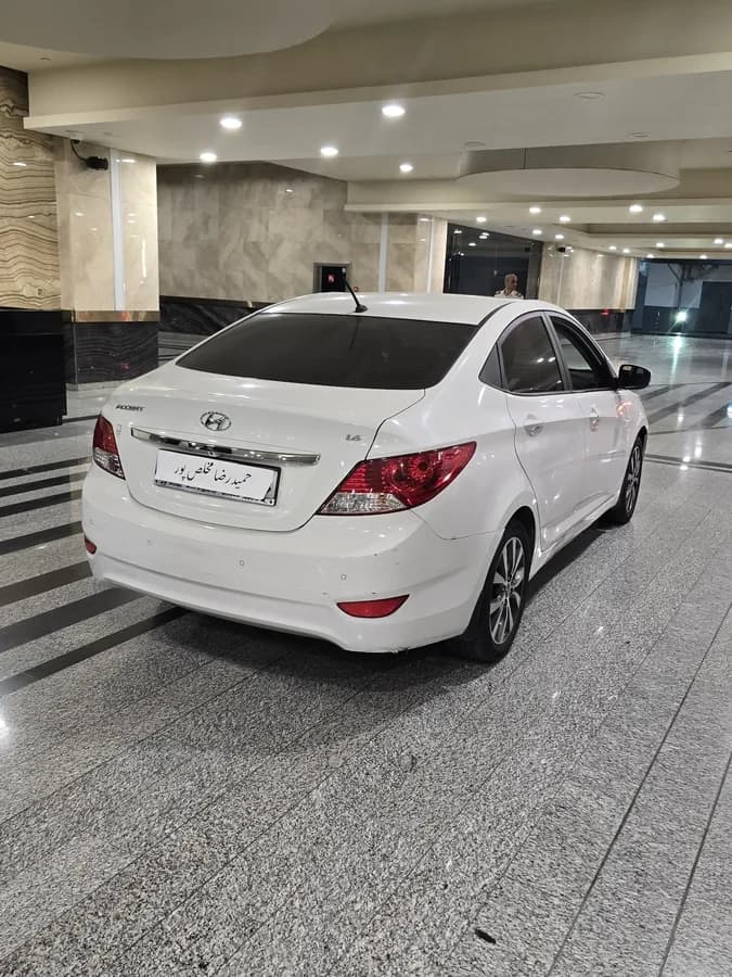 هیوندای اکسنت — عکس ۴ از ۷