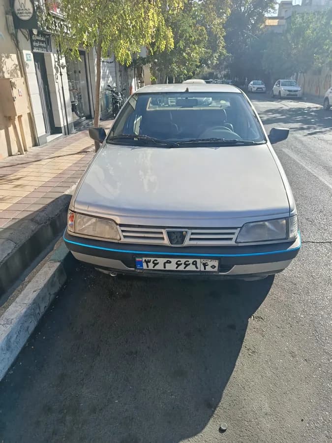 پژو 405 — عکس ۱ از ۴