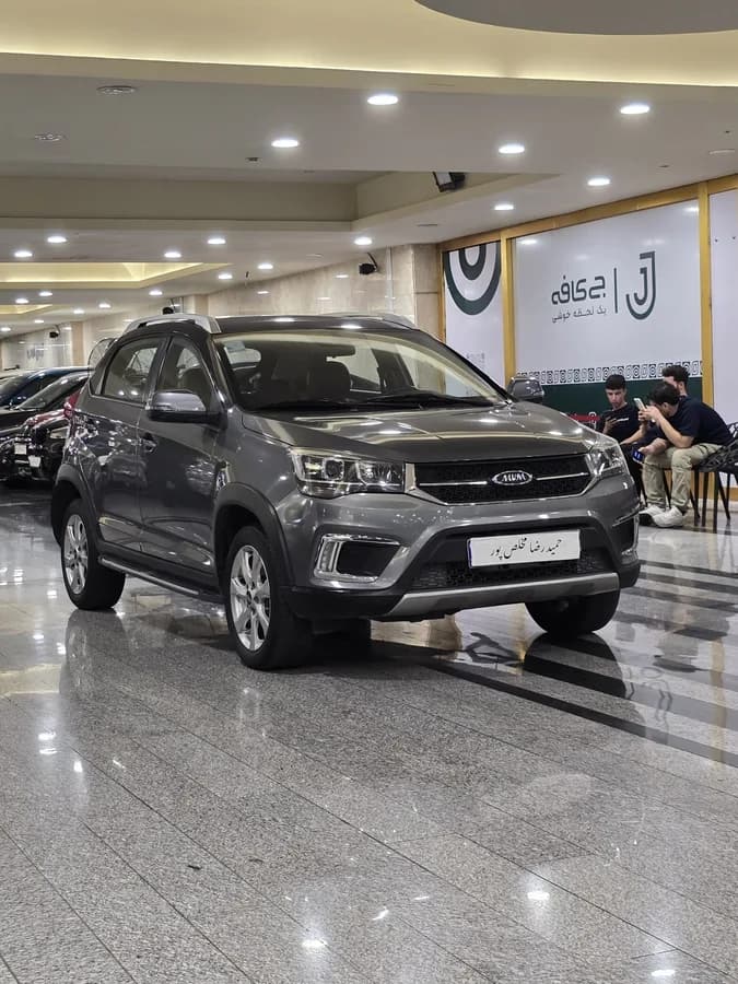 ام وی ام X22 — عکس ۴ از ۶