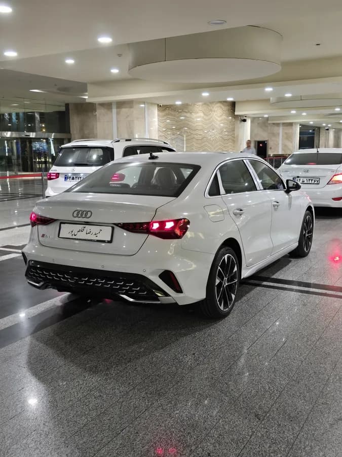 آئودی A3L — عکس ۳ از ۶