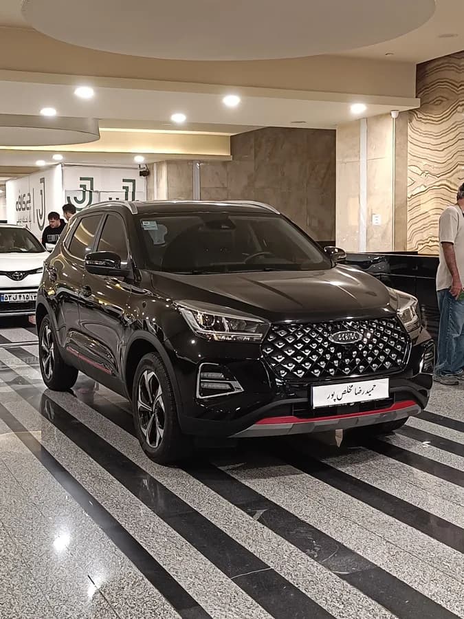 ام وی ام X55 پرو — عکس ۳ از ۶