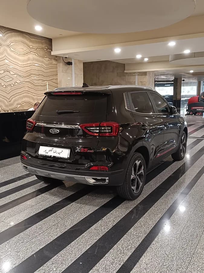 ام وی ام X55 پرو — عکس ۶ از ۶