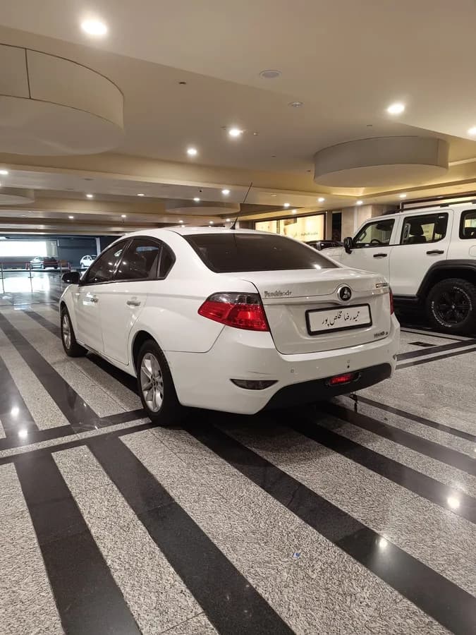 برلیانس H330 — عکس ۲ از ۶