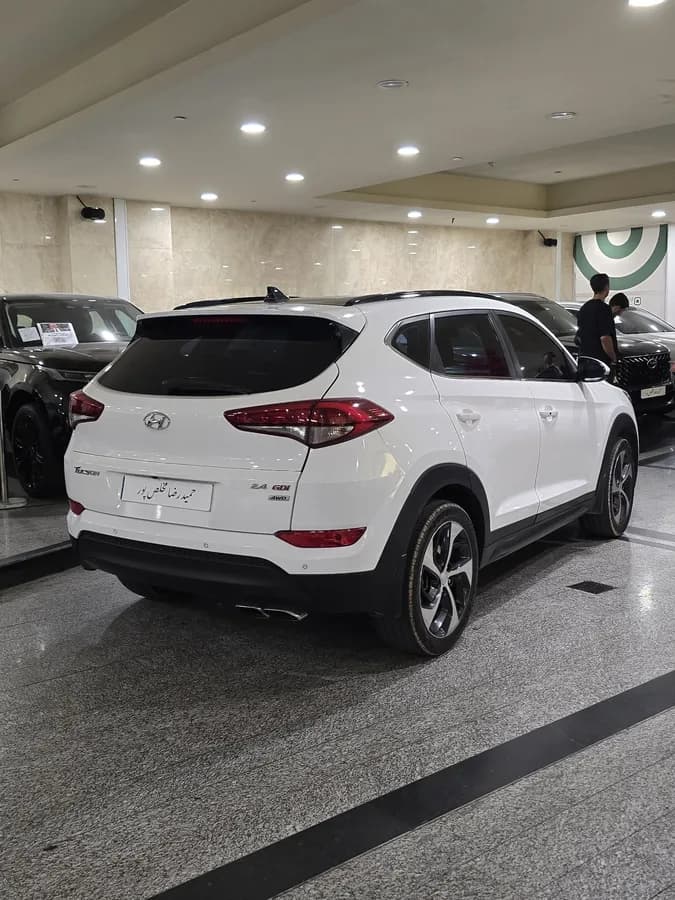 هیوندای توسان — عکس ۷ از ۸