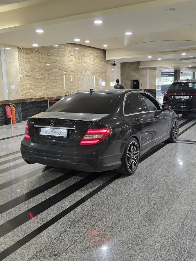 مرسدس بنز کلاس C — عکس ۶ از ۶