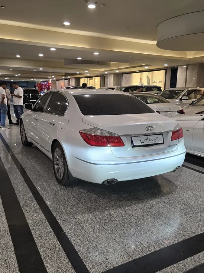 هیوندای جنسیس — عکس ۶ از ۶