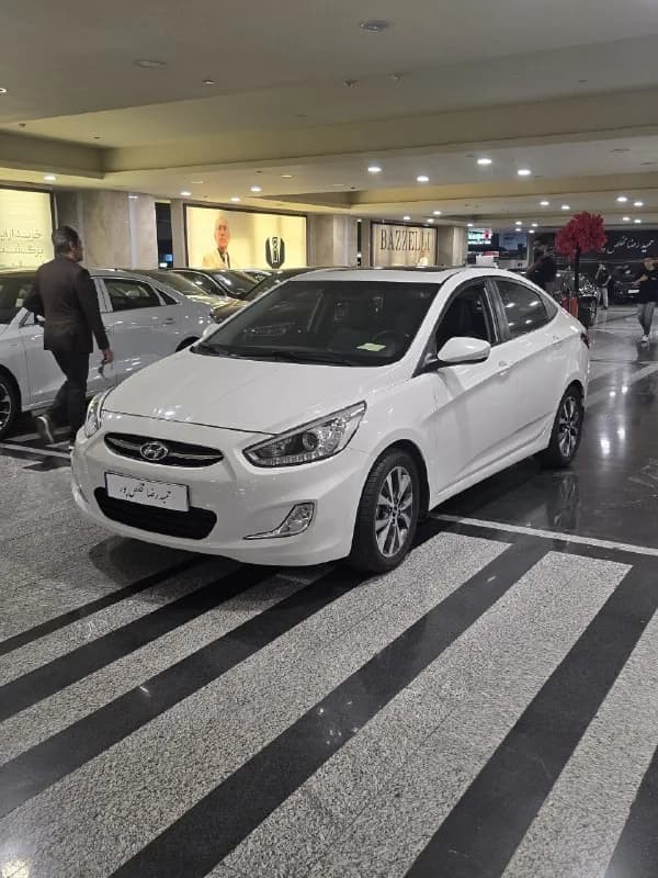 هیوندای اکسنت — عکس ۱ از ۶