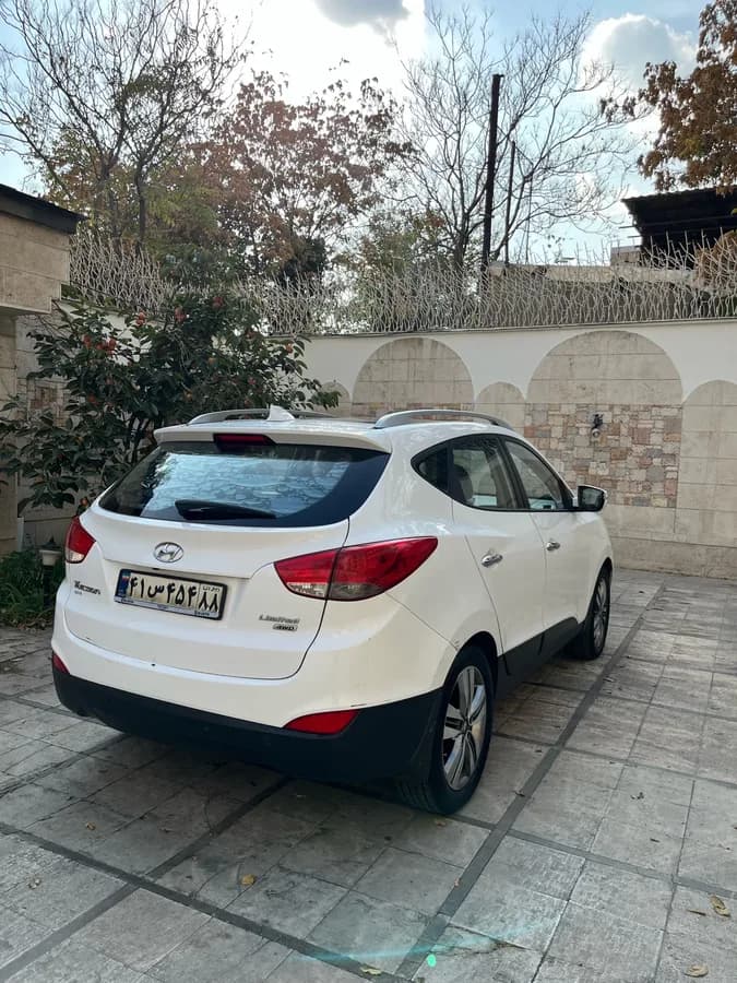 هیوندای توسان — عکس ۴ از ۶