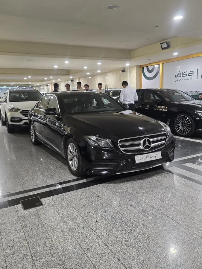 مرسدس بنز کلاس E — عکس ۲ از ۱۰