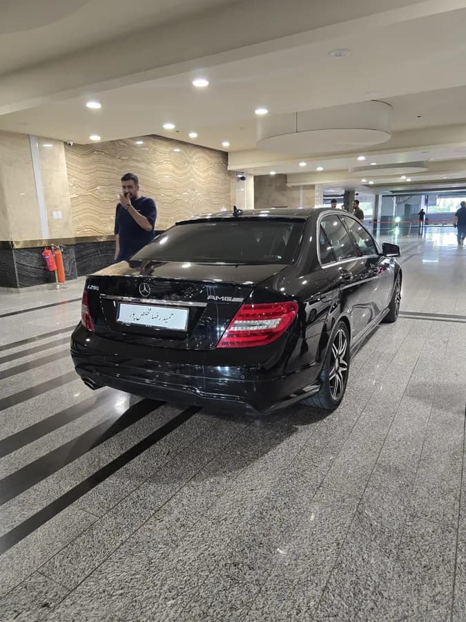 مرسدس بنز کلاس C — عکس ۶ از ۶
