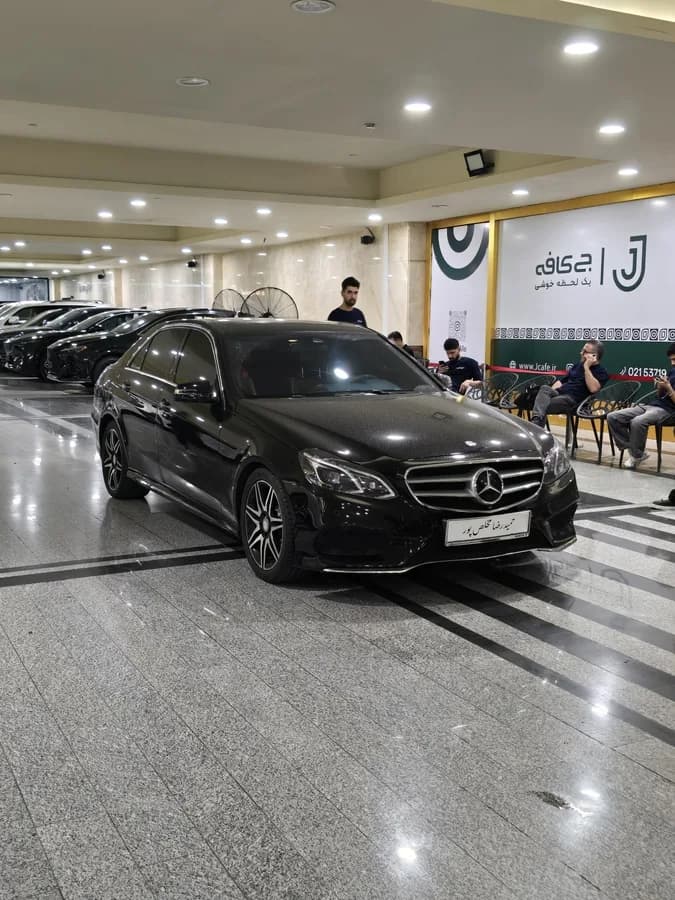 مرسدس بنز کلاس E — عکس ۶ از ۶