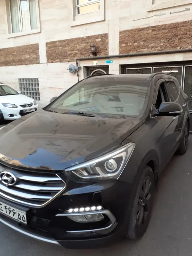 هیوندای سانتافه — عکس ۱ از ۱