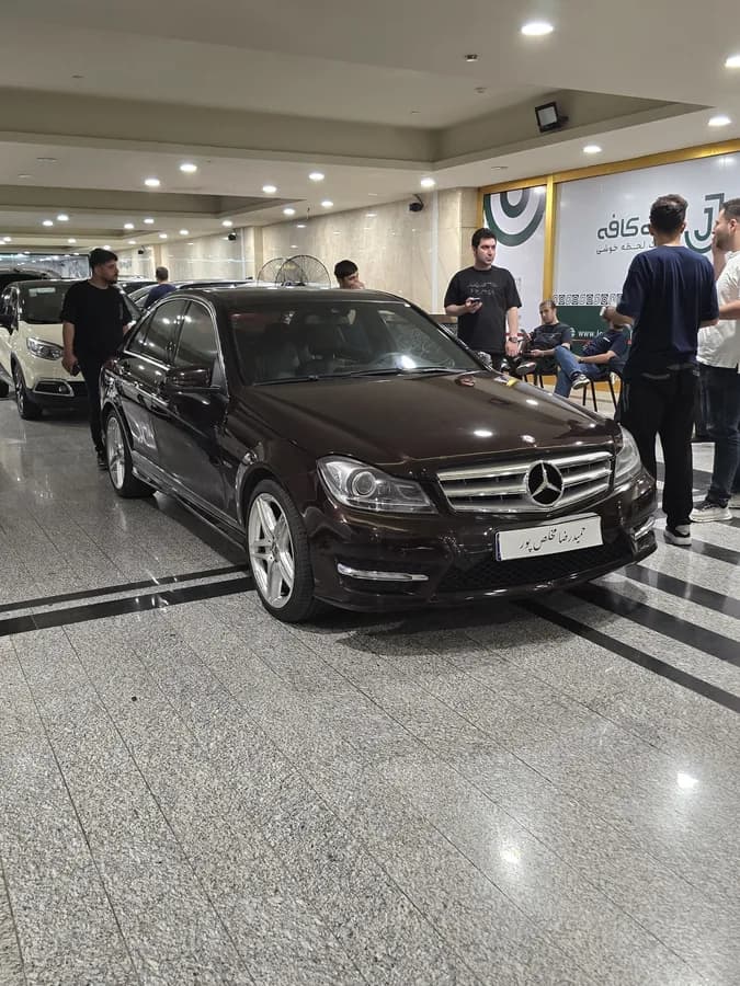 مرسدس بنز کلاس C — عکس ۶ از ۶