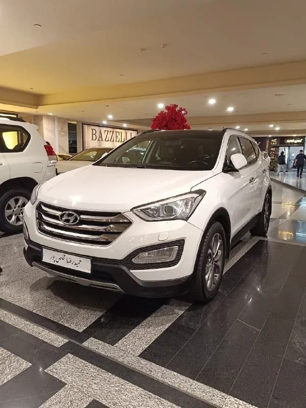هیوندای سانتافه — عکس ۱ از ۶