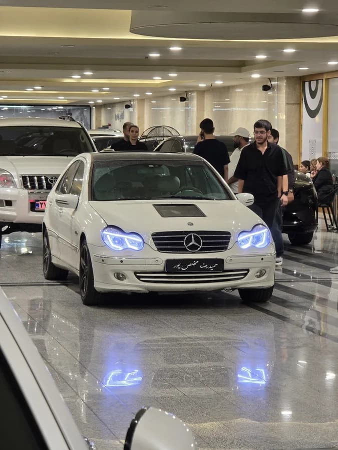 مرسدس بنز کلاس C — عکس ۲ از ۷