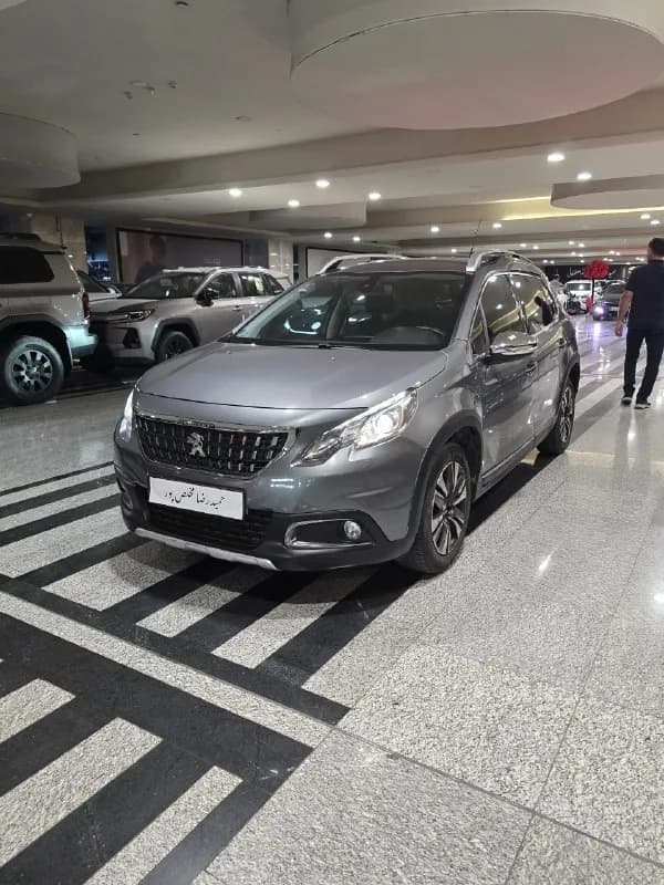 پژو 2008 — عکس ۱ از ۶