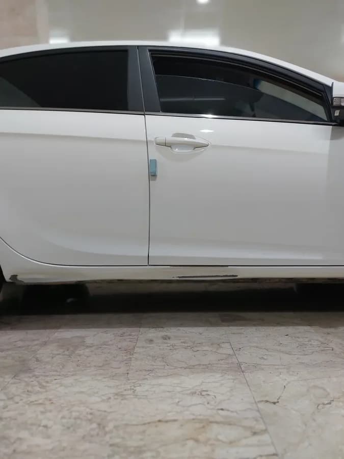 جک J4 — عکس ۸ از ۸