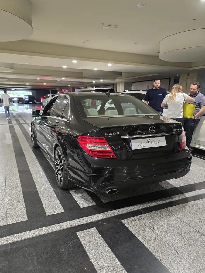 مرسدس بنز کلاس C — عکس ۵ از ۶