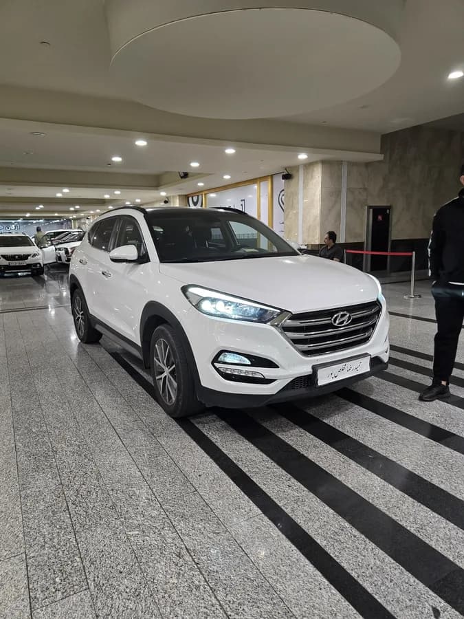 هیوندای توسان — عکس ۲ از ۶