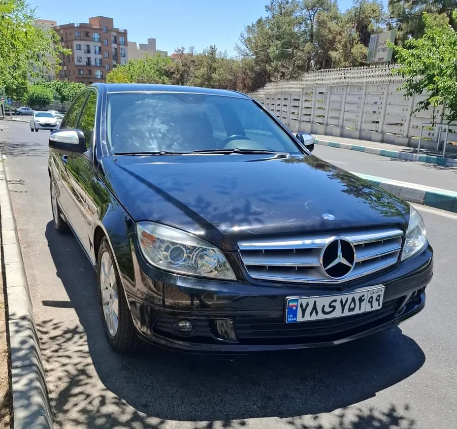 مرسدس بنز کلاس C — عکس ۱ از ۶