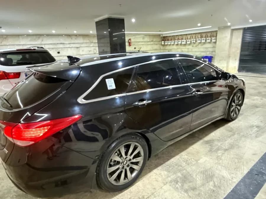هیوندای i40 — عکس ۱ از ۲