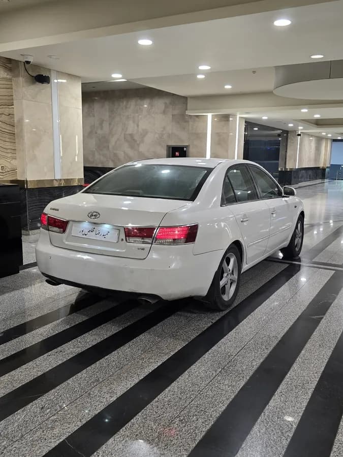 هیوندای سوناتا — عکس ۴ از ۵