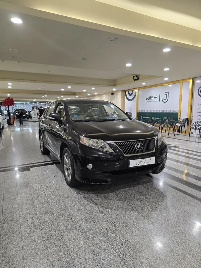 لکسوس RX — عکس ۴ از ۶