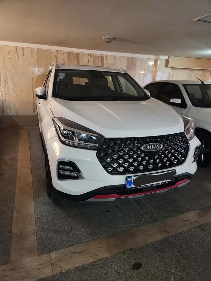 ام وی ام X55 پرو — عکس ۱ از ۶