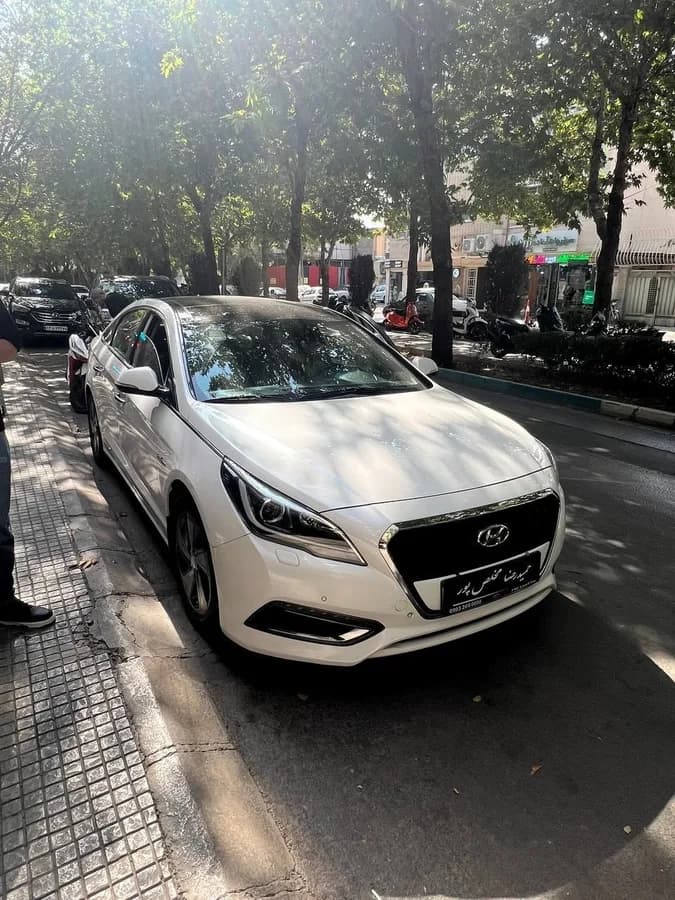 هیوندای سوناتا — عکس ۳ از ۵