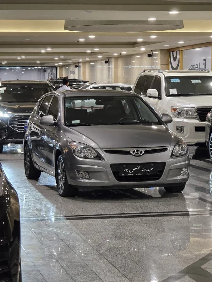 هیوندای i30 — عکس ۳ از ۶