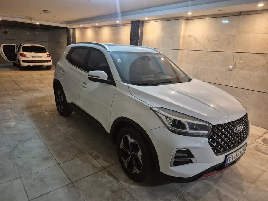 ام وی ام X55 پرو — عکس ۶ از ۷