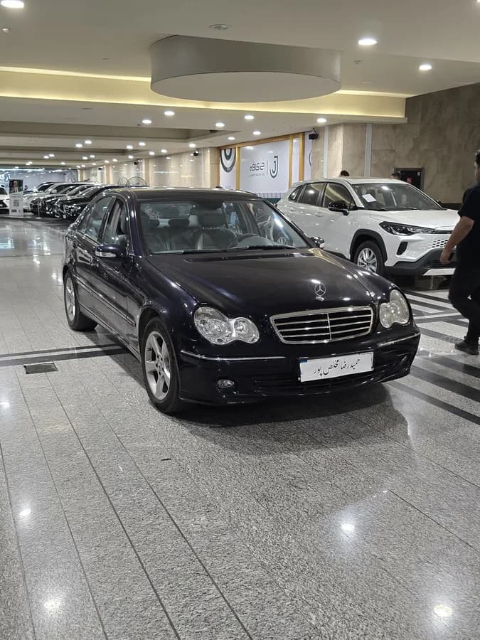 مرسدس بنز کلاس C — عکس ۶ از ۶
