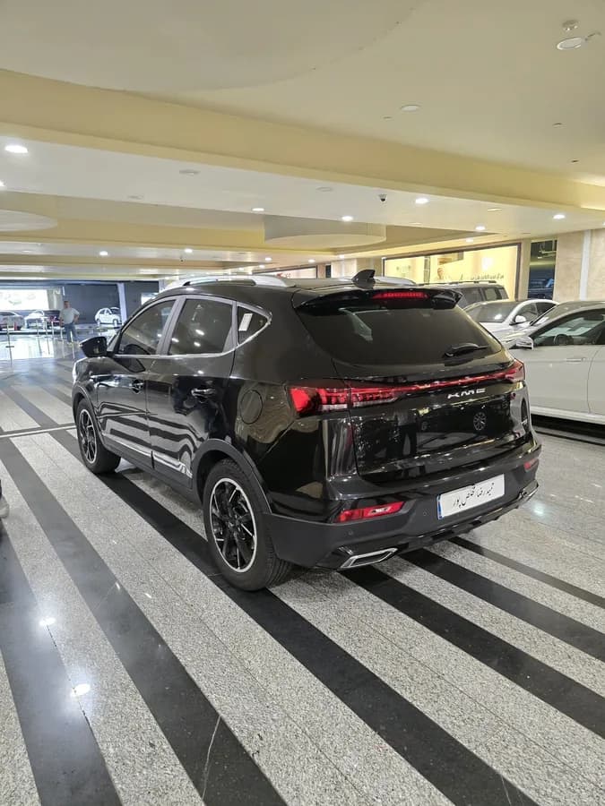 کی ام سی X5 — عکس ۵ از ۶