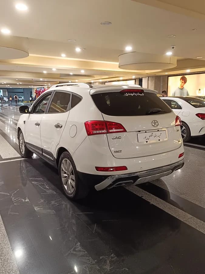 جک S5 — عکس ۴ از ۵