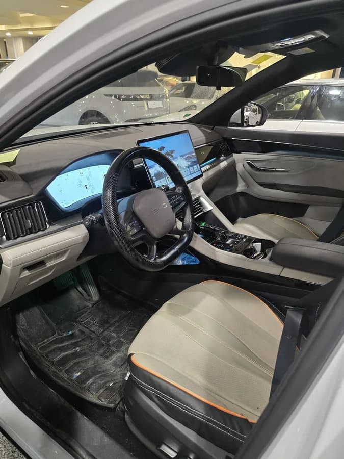 بی وای دی سانگ پلاس — عکس ۵ از ۵