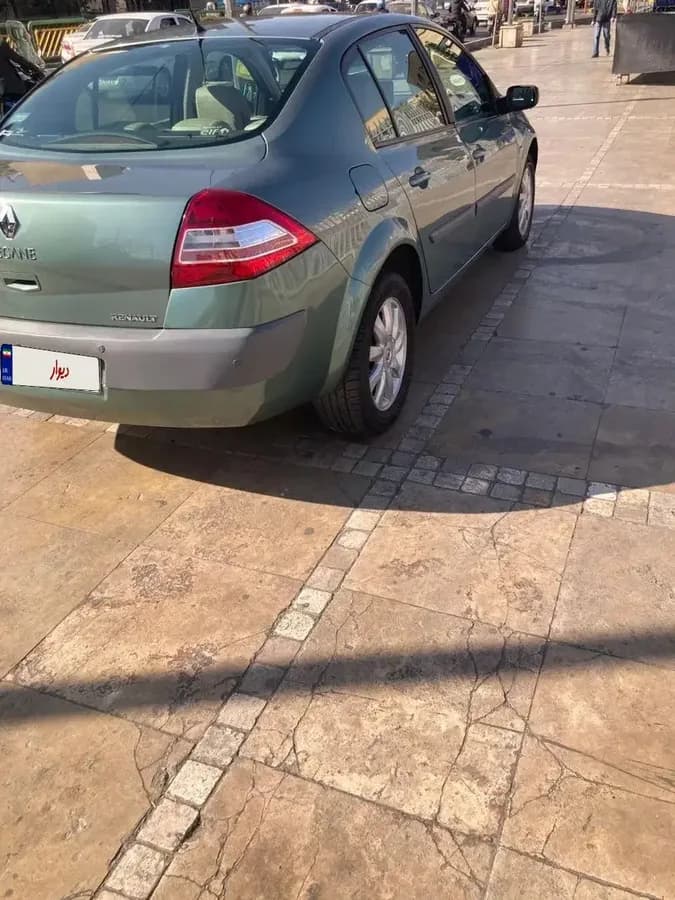 رنو مگان — عکس ۴ از ۱۰
