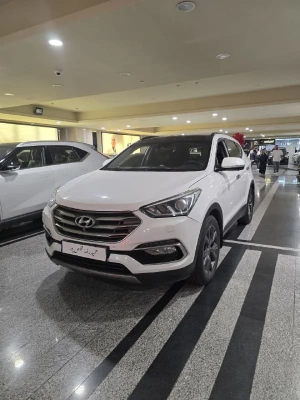 هیوندای سانتافه — عکس ۱ از ۷