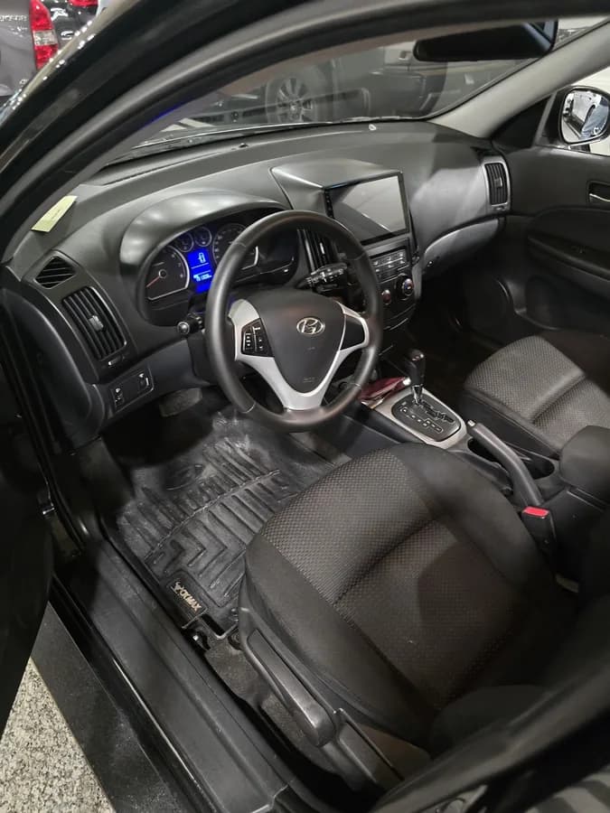 هیوندای i30 — عکس ۶ از ۶