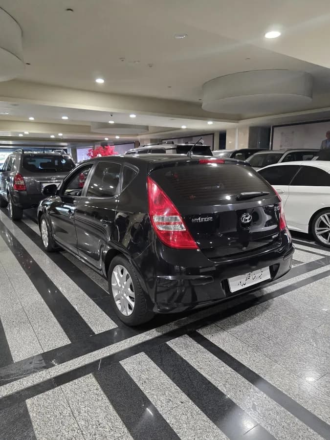هیوندای i30 — عکس ۴ از ۶