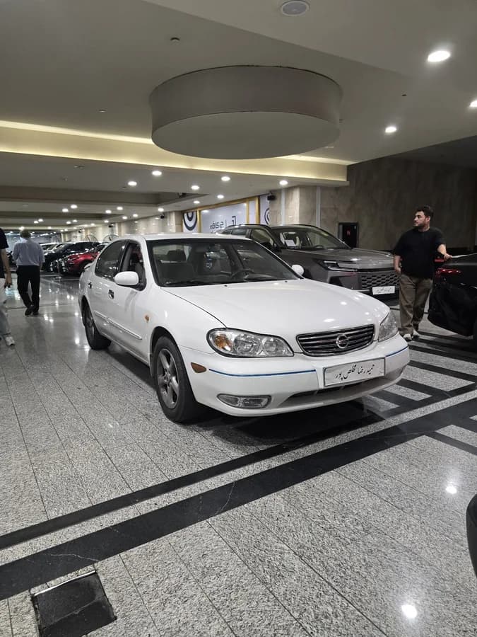 نیسان ماکسیما — عکس ۲ از ۷
