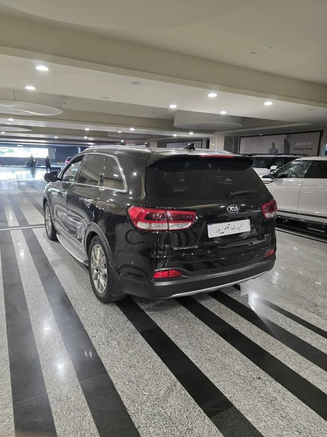 کیا سورنتو — عکس ۳ از ۶