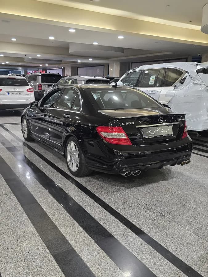 مرسدس بنز کلاس C — عکس ۴ از ۶
