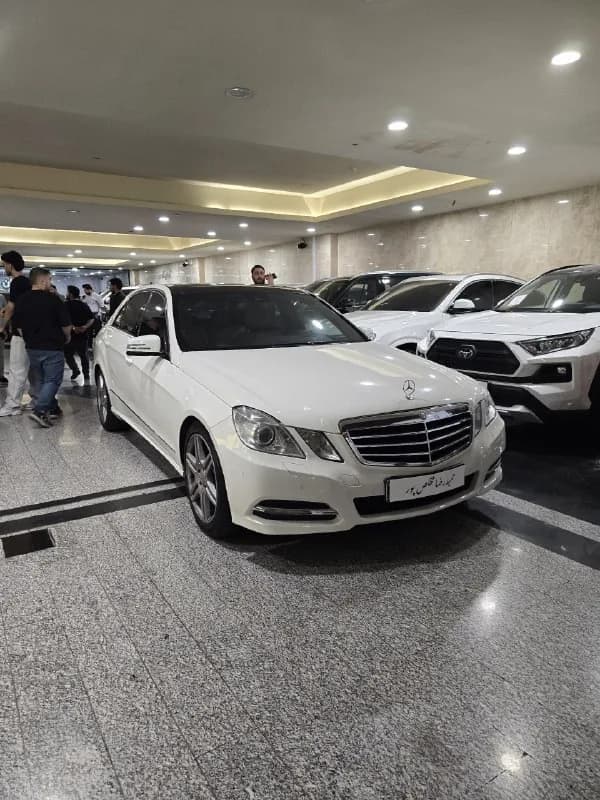 مرسدس بنز کلاس E — عکس ۱ از ۶