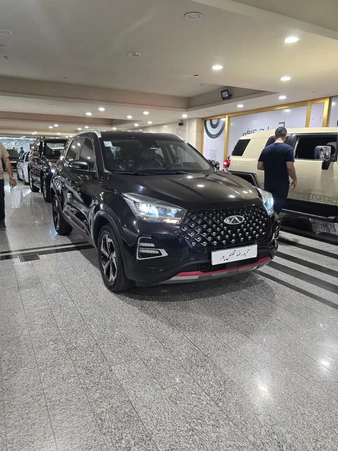ام وی ام X55 پرو — عکس ۴ از ۶