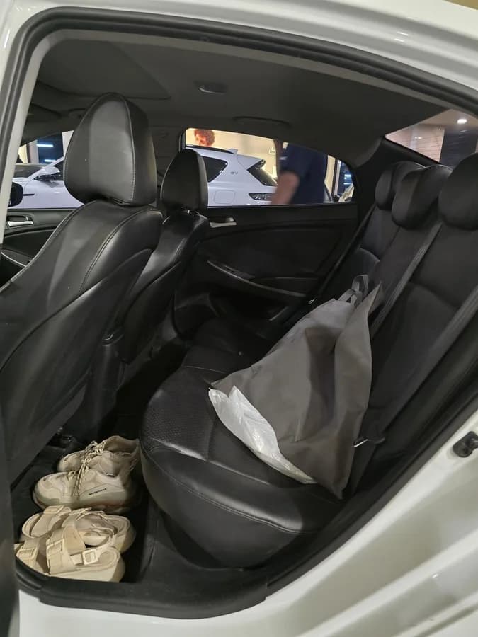 هیوندای اکسنت — عکس ۴ از ۶