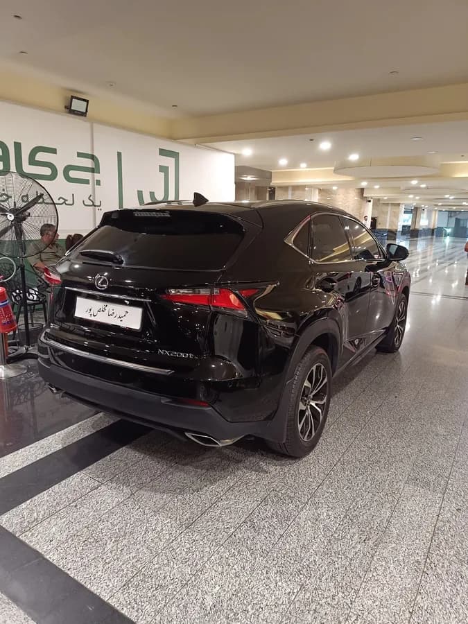 لکسوس NX — عکس ۵ از ۶