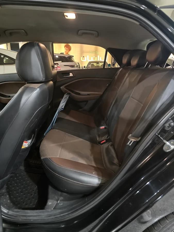 هیوندای i20 — عکس ۴ از ۶