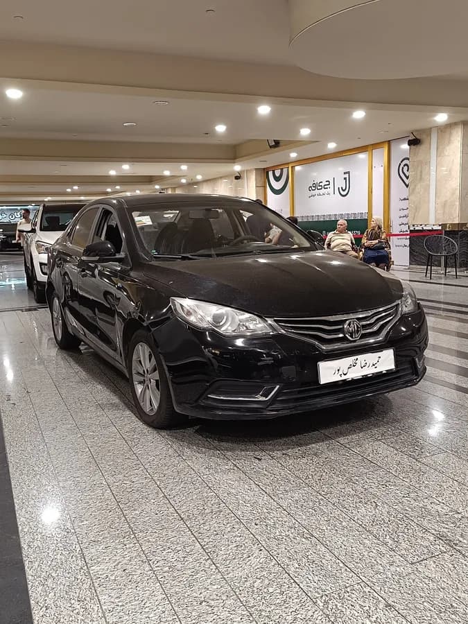 ام جی 360 — عکس ۵ از ۷